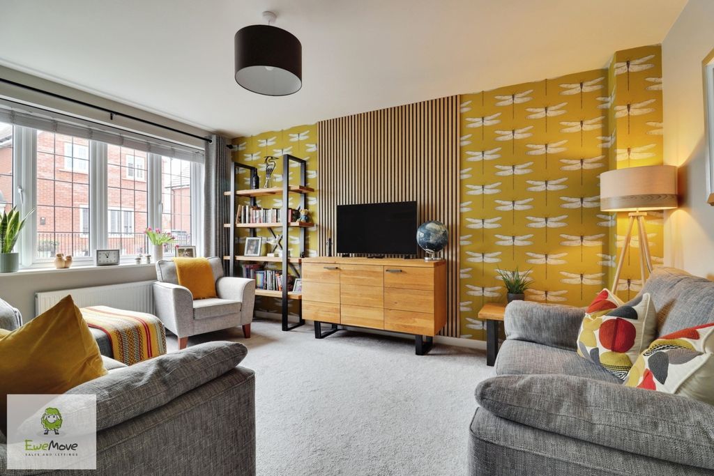 Property photo 3 of 22 E0Fa5Bf1-Img_6664-Img_6666