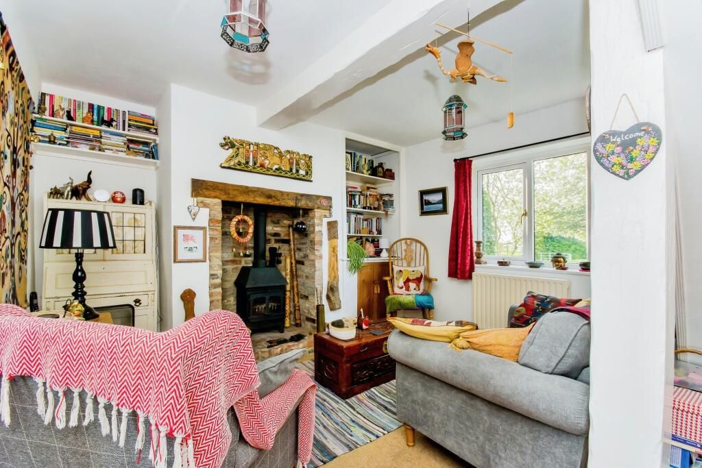 Property photo 3 of 12