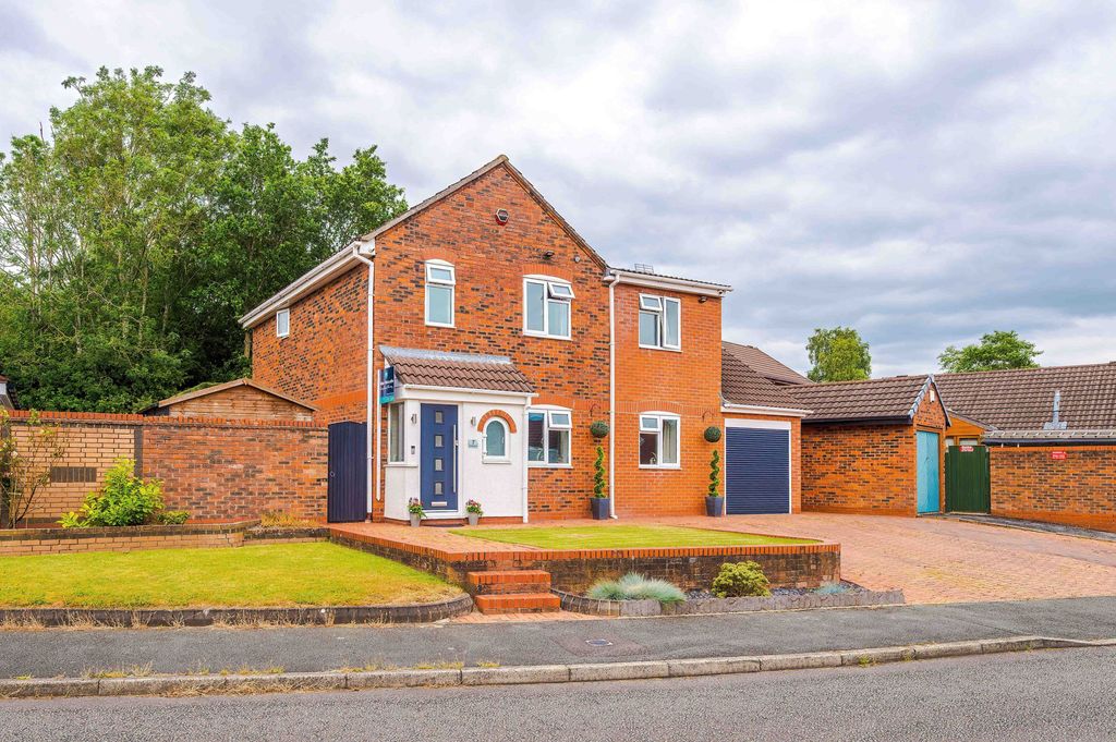 Property photo 1 of 38