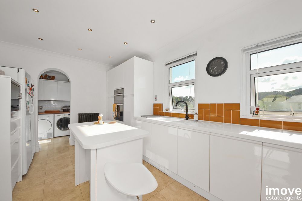 Property photo 3 of 26