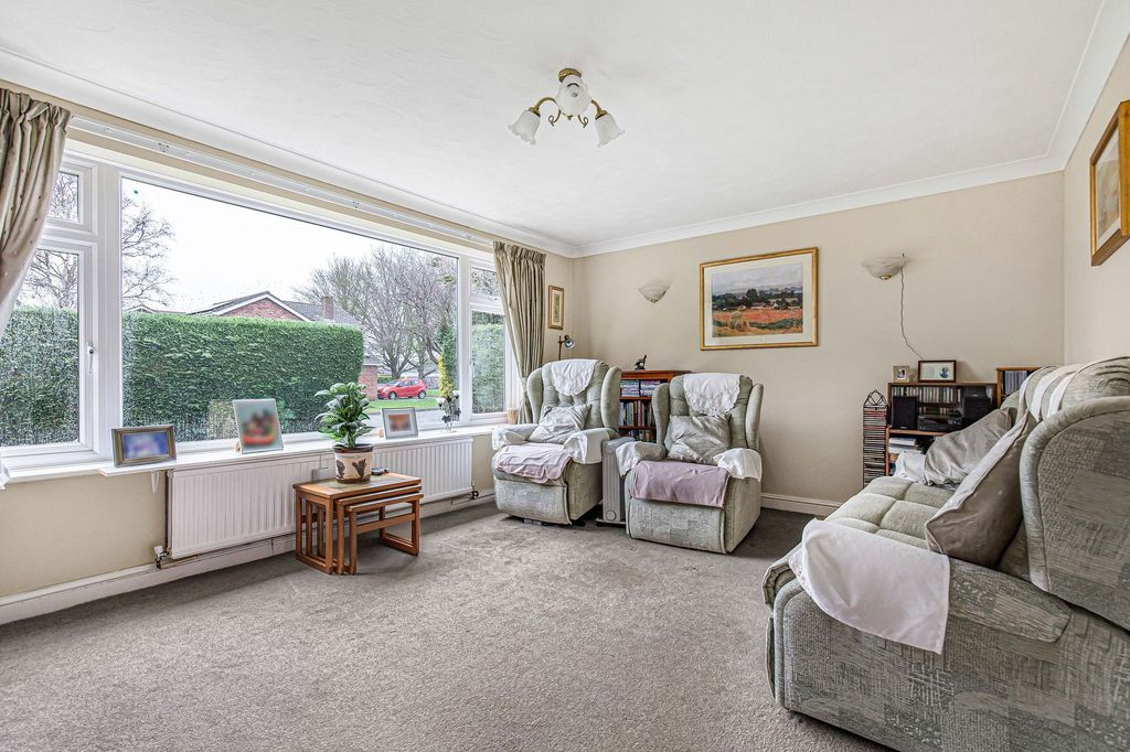 Property photo 2 of 22