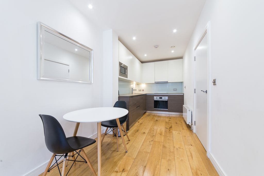 Property photo 3 of 8 Photo 2