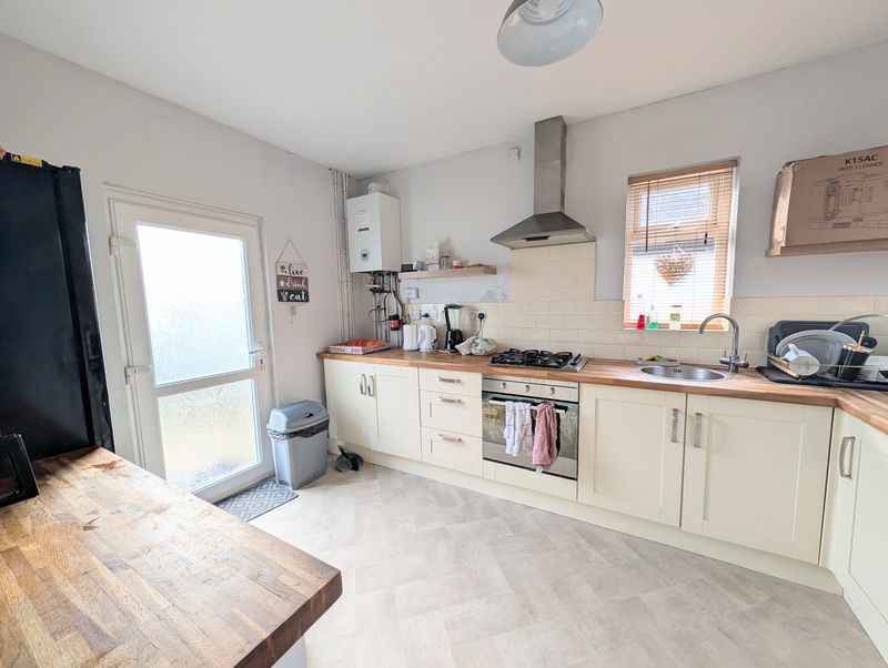 Property photo 2 of 12 Photo 10