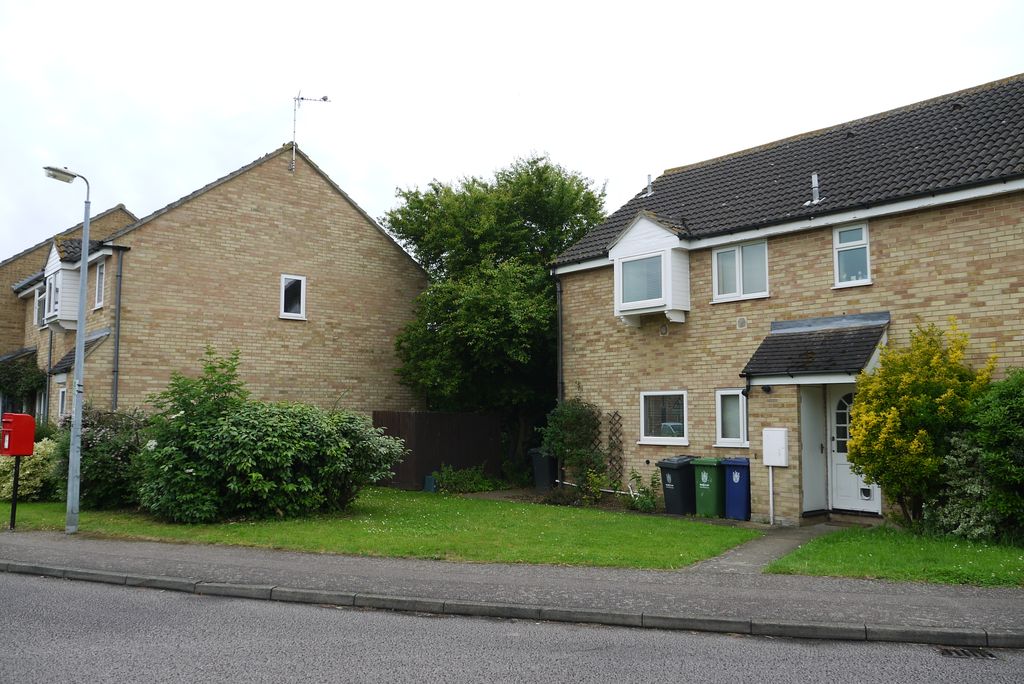 Property photo 1 of 8