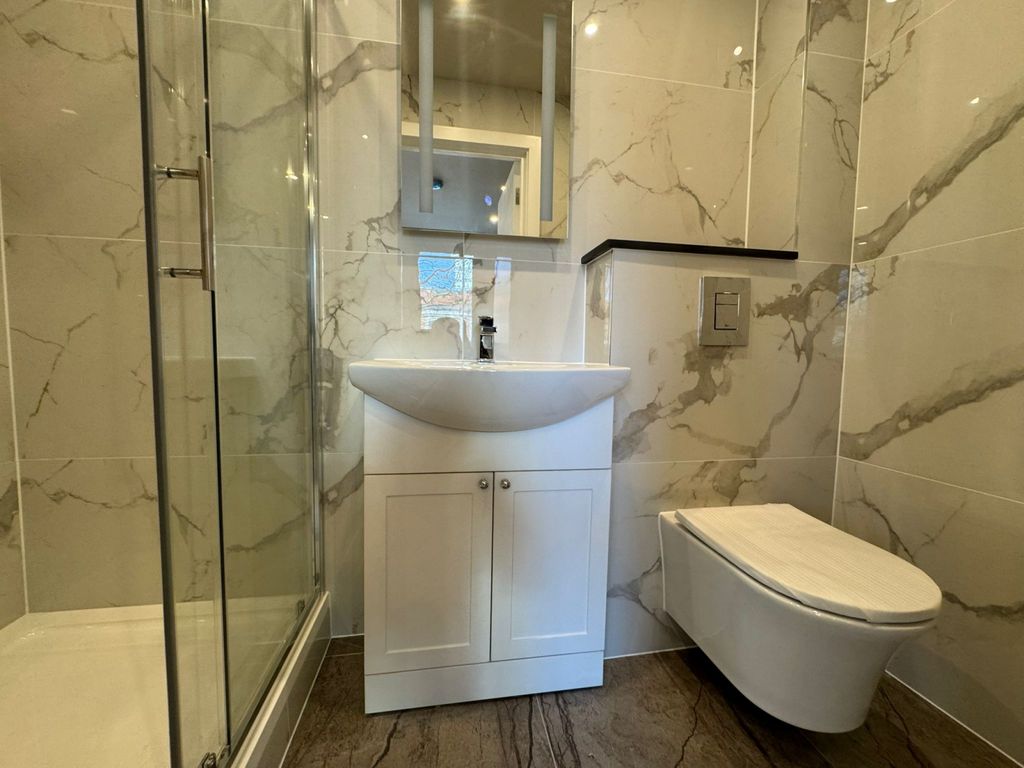 Property photo 2 of 3 Gallery