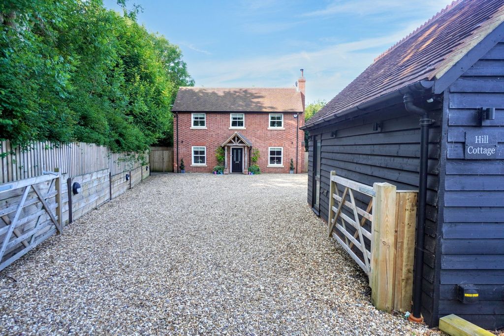 Property photo 1 of 28 Photo 31