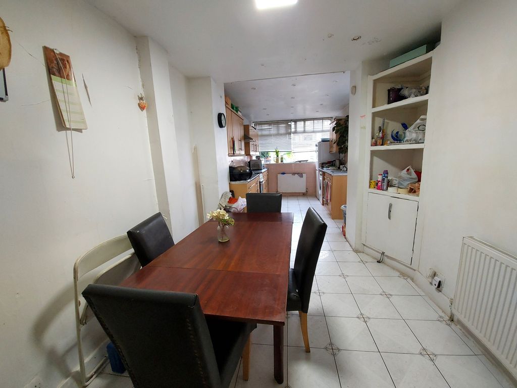 Property photo 2 of 10 Gallery