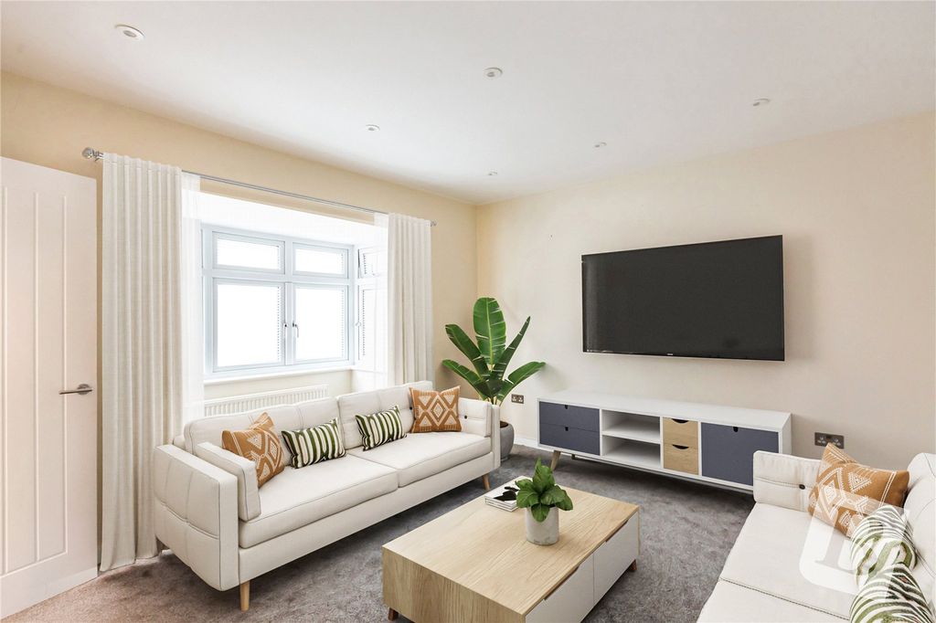 Property photo 2 of 20 Living Room