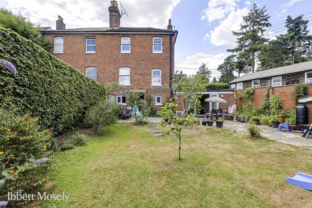 Property photo 1 of 11 18.Jpg