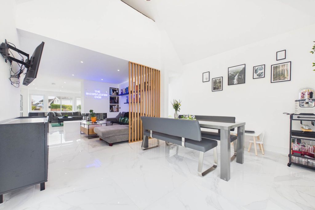 Additional image 4 of 5 bed detached house for saleClyde Street, Carluke ML8