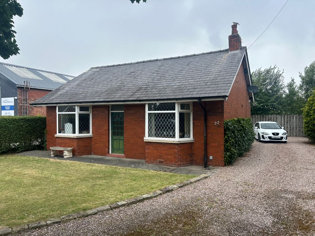 Property photo 2 of 10