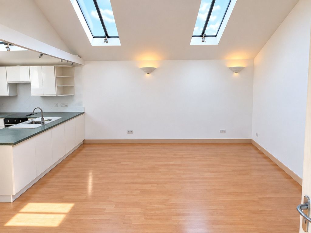 Property photo 3 of 9 Picture No. 05