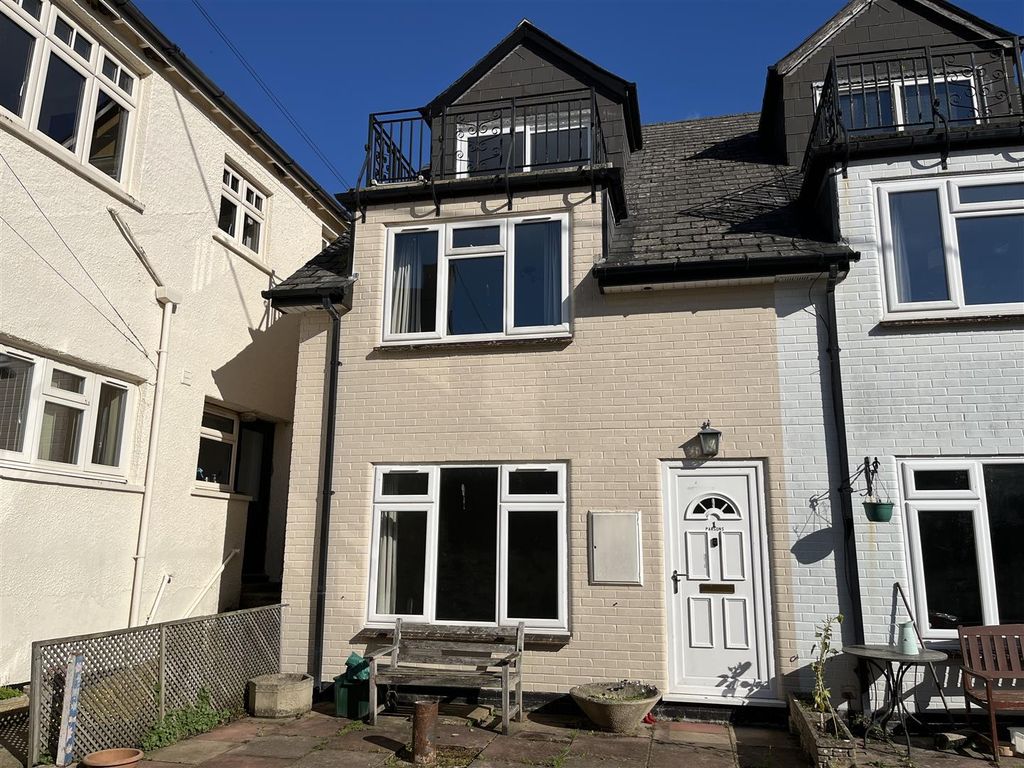 Property photo 1 of 14 The Property