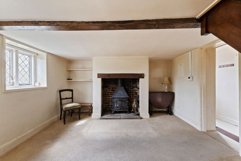 Property photo 3 of 8