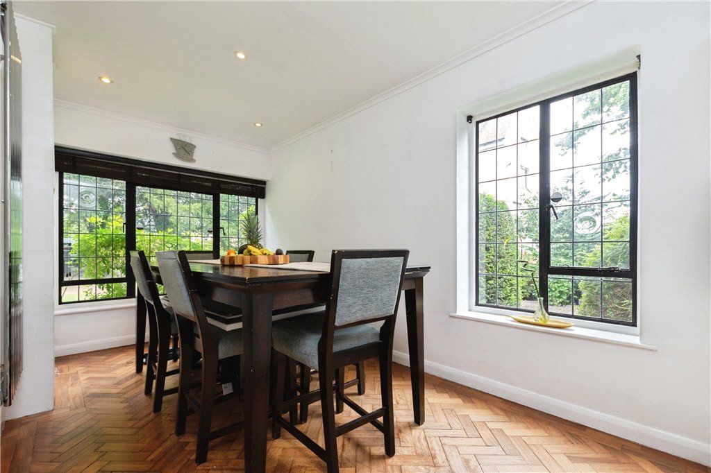 Property photo 3 of 17 Picture No. 02