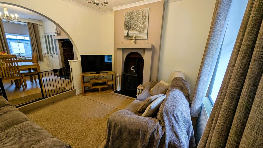 Property photo 2 of 23 Living Room
