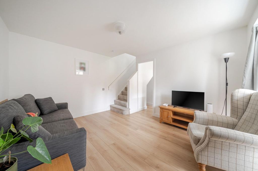 Property photo 2 of 15 1431136-7-69c263E57Cf17.Jpg