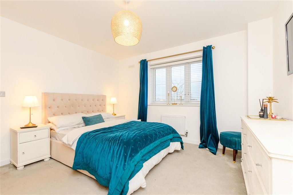 Property photo 1 of 9 Bedroom 1