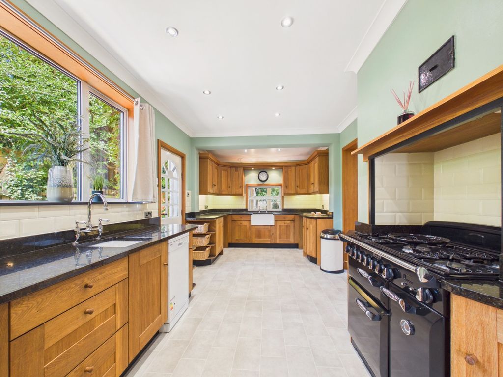 Property photo 3 of 23 5397124
