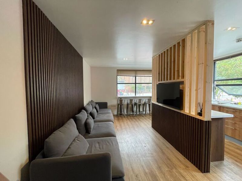 Property photo 1 of 13 Photo 16