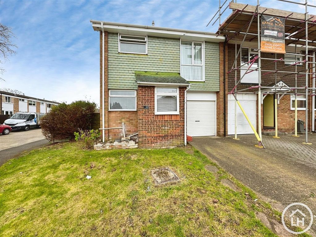 Property photo 1 of 10 External