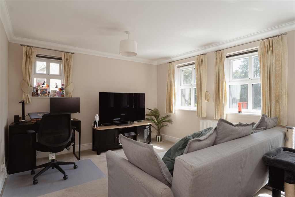 Property photo 2 of 17 3.Jpg