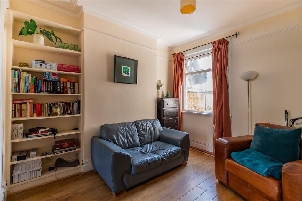 Property photo 3 of 17 29 (2 Of 19).Jpg