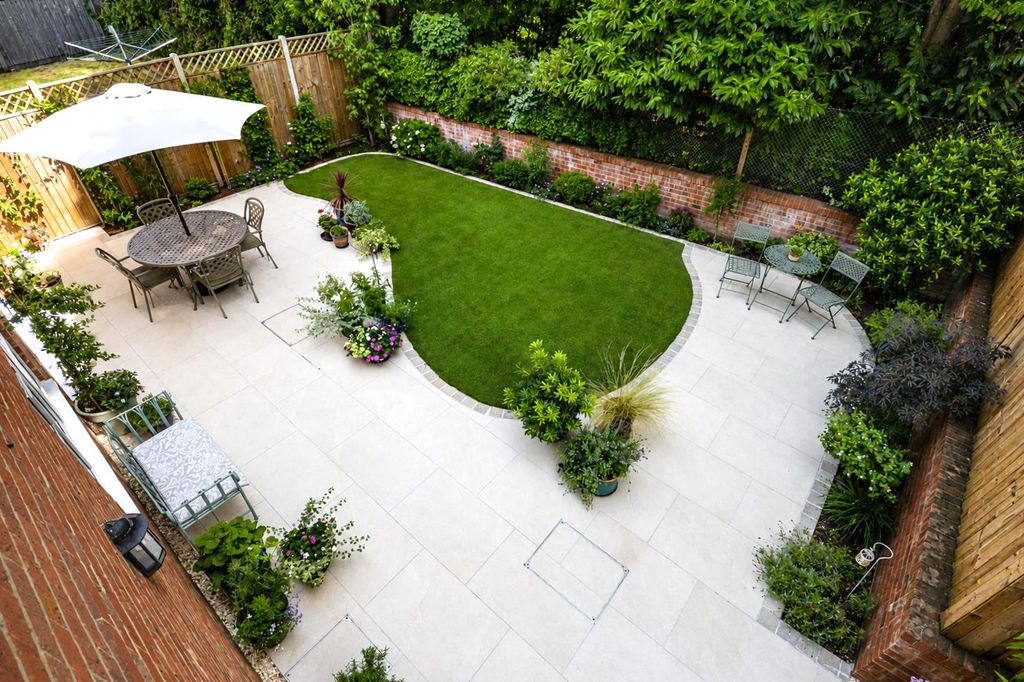 Property photo 2 of 32 Garden View From Bedroom