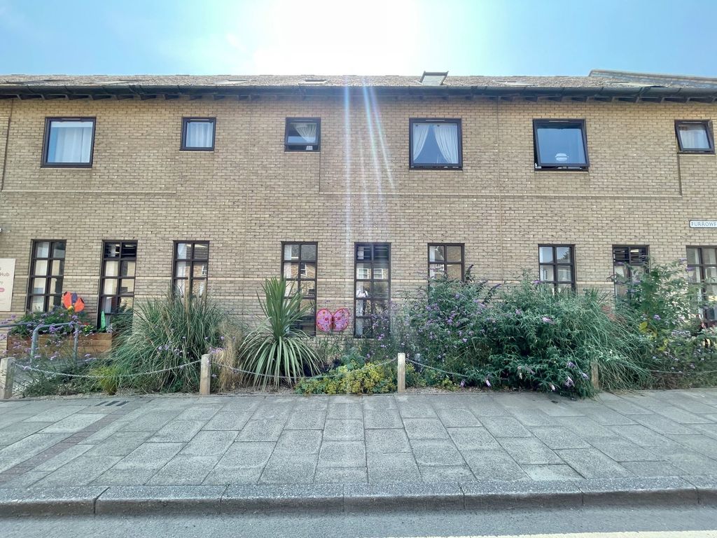 Property photo 1 of 14