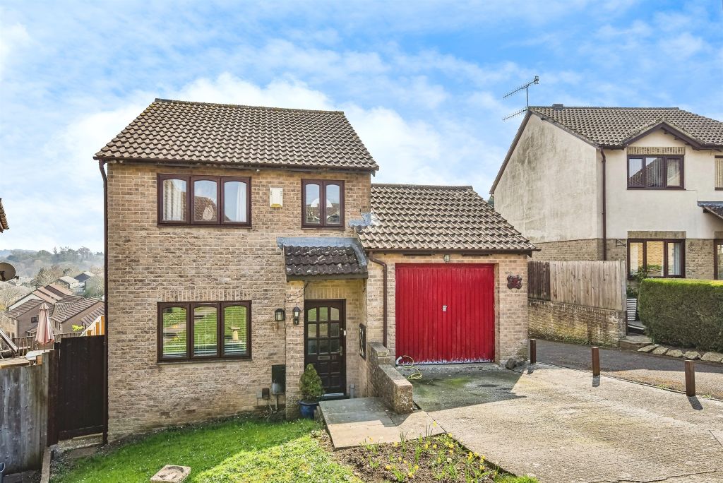 Property photo 1 of 16