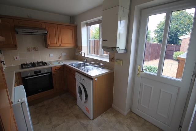 Property photo 3 of 8 Kitchen
