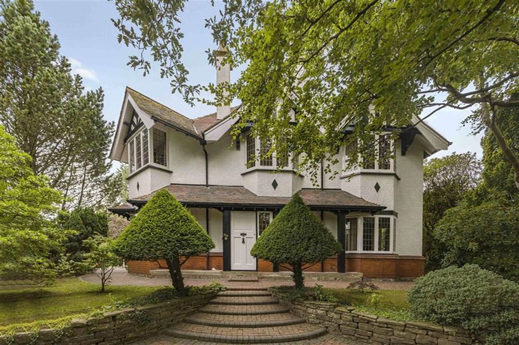 Property photo 1 of 32 (Main)