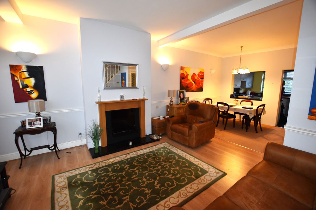 Property photo 3 of 14 Gallery