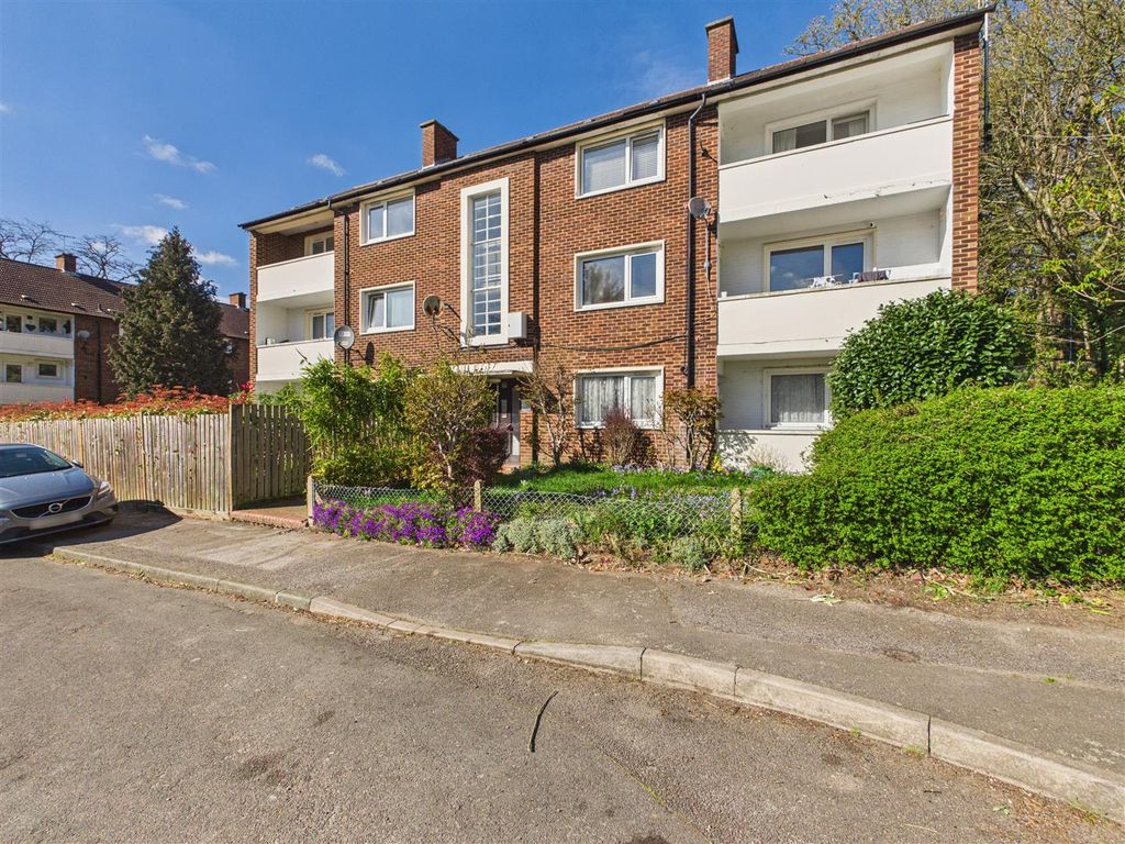 Property photo 1 of 14