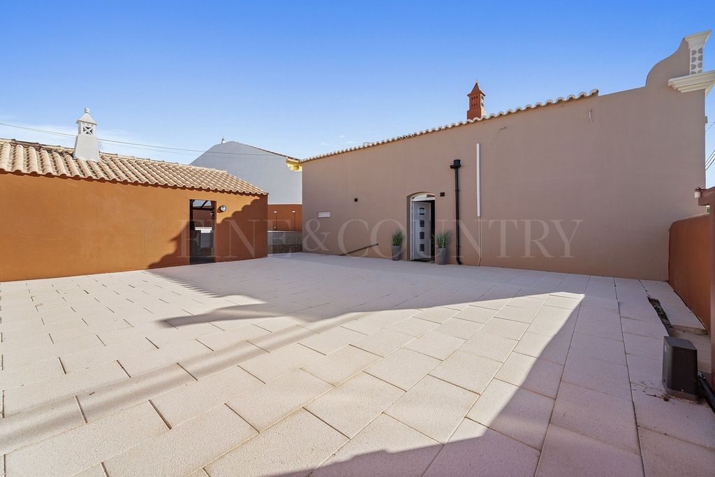 Property photo 3 of 30