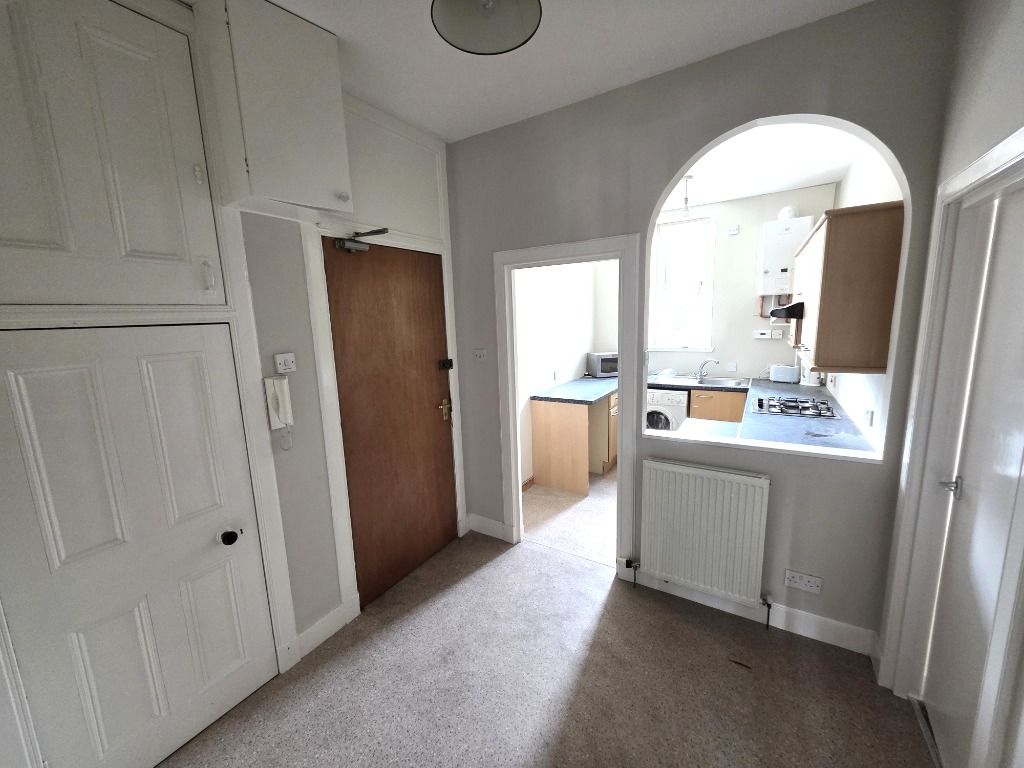 Property photo 3 of 11 Photo 3