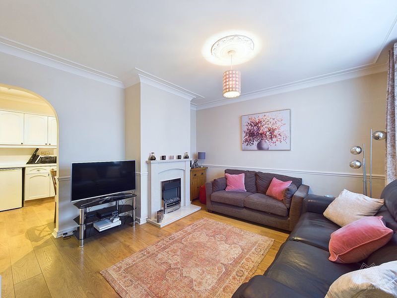 Property photo 2 of 15 Photo 17