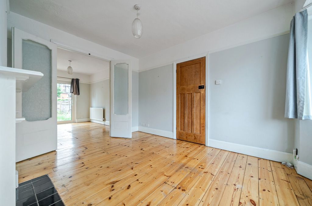 Property photo 2 of 13 1478061-24-6A325B...