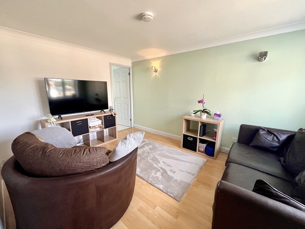 Property photo 3 of 13 Living Room