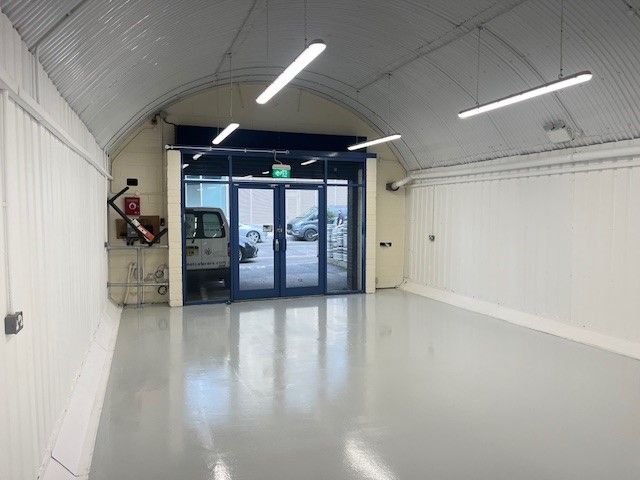Property photo 1 of 3 An Empty Arch With White Lining
