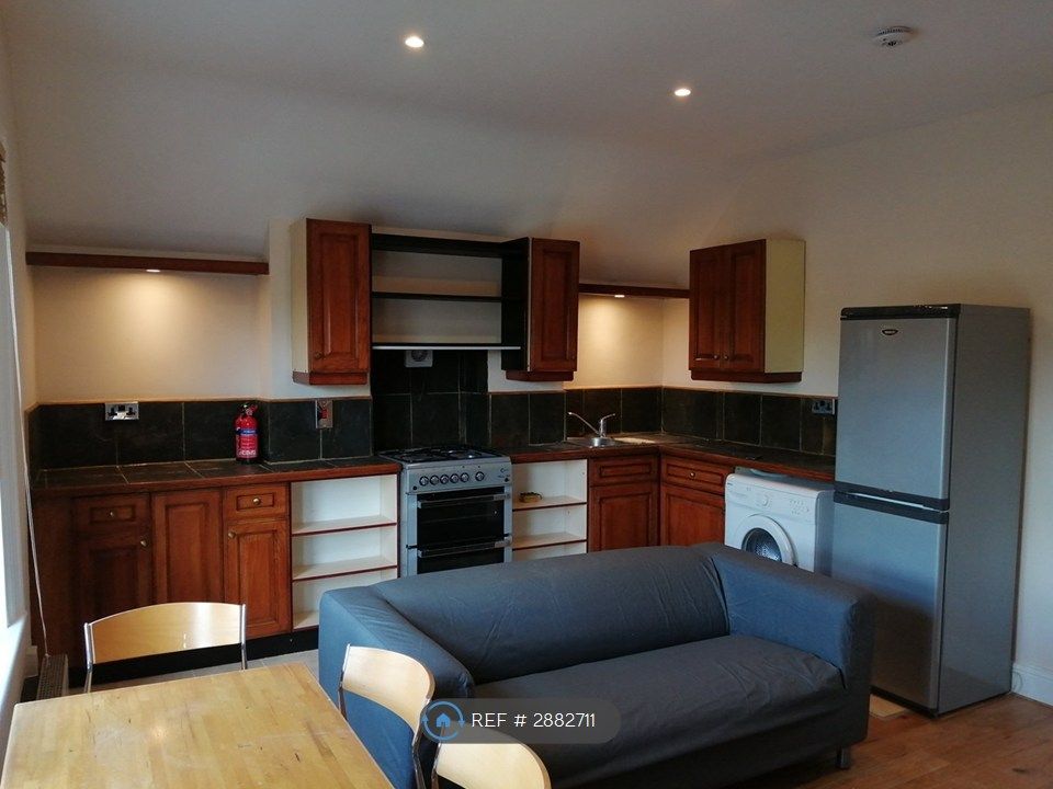 Property photo 3 of 14 Kitchen/ Living Room