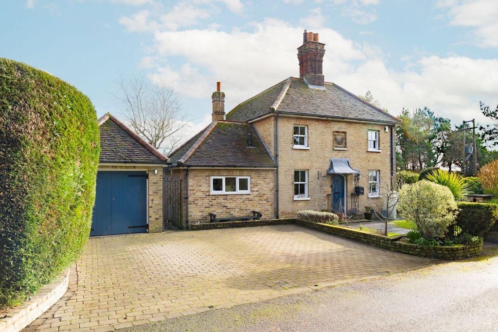 Property photo 1 of 20 Da84Ecd6-E78B-4039-8A46-72951Dafd574.Jpeg