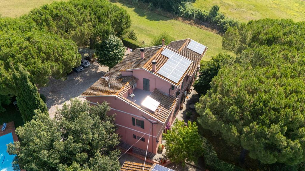 Property photo 3 of 32