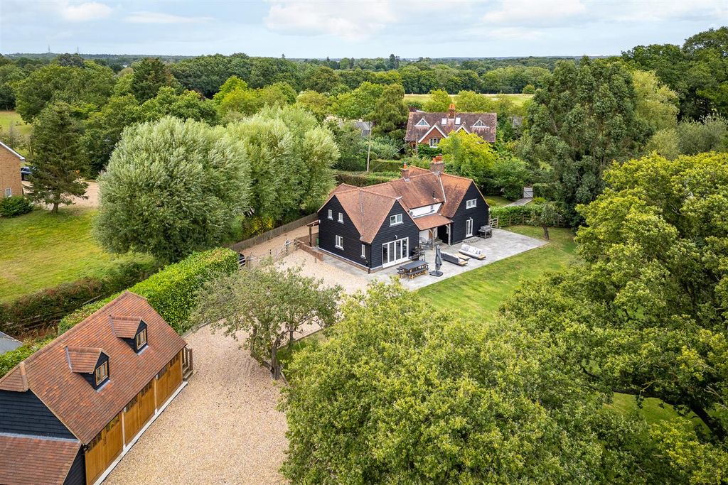 Property photo 2 of 32 External-14.Jpg