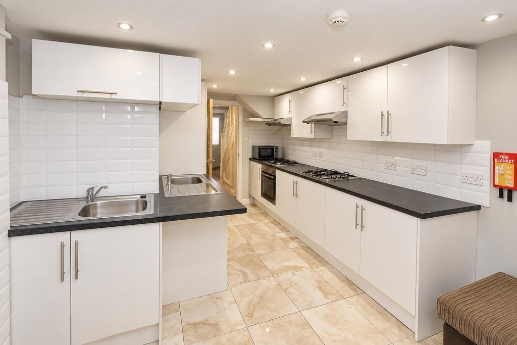 Property photo 1 of 24 Ec761F8d-E48A-44ba-B7c8-d24Ffa4079c5.Png