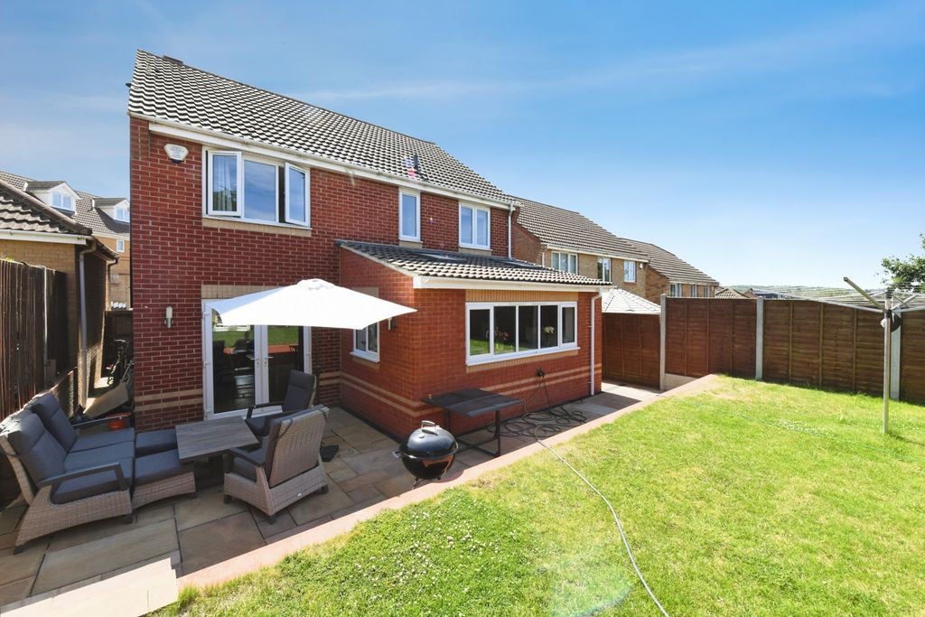 Property photo 2 of 19 Pbox-Img.Jpg