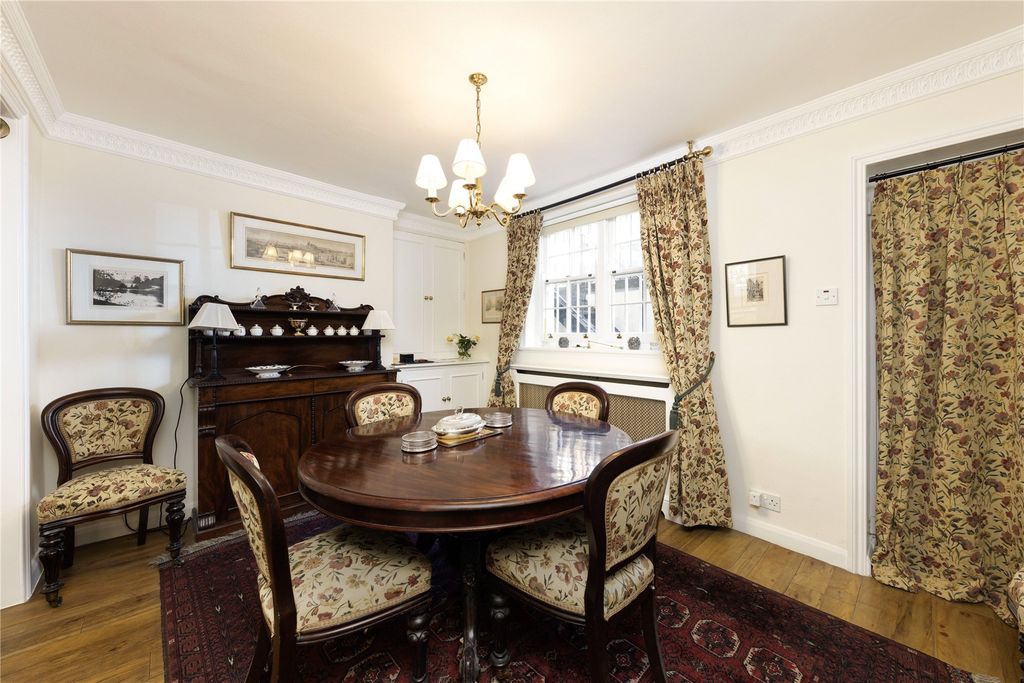Property photo 3 of 16 Dining Room