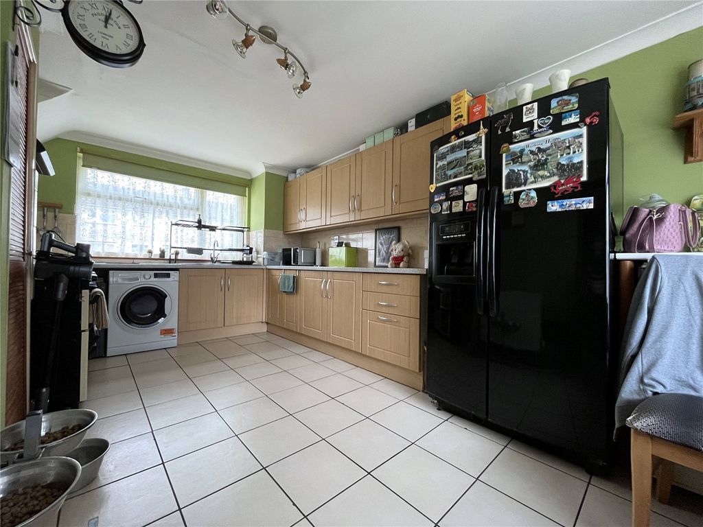 Property photo 3 of 12 Picture No. 11