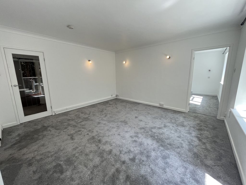 Property photo 3 of 10 Img_7369