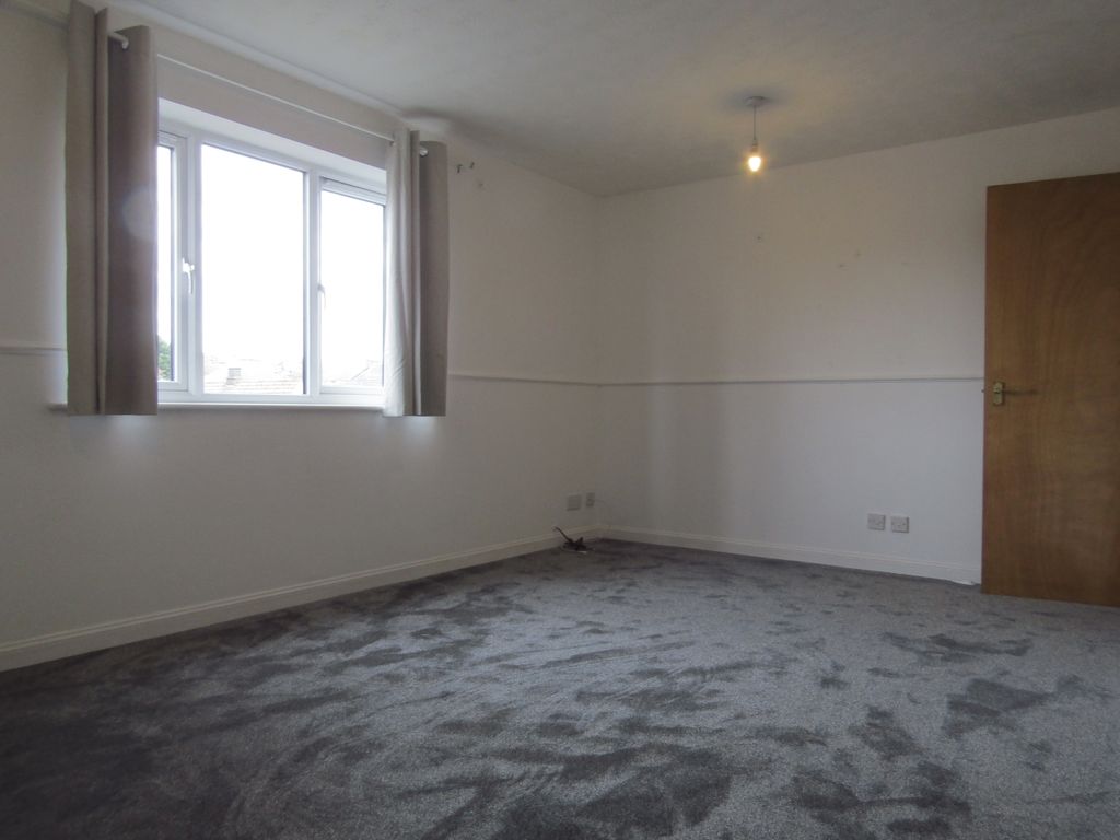 Property photo 3 of 7 Img_0994